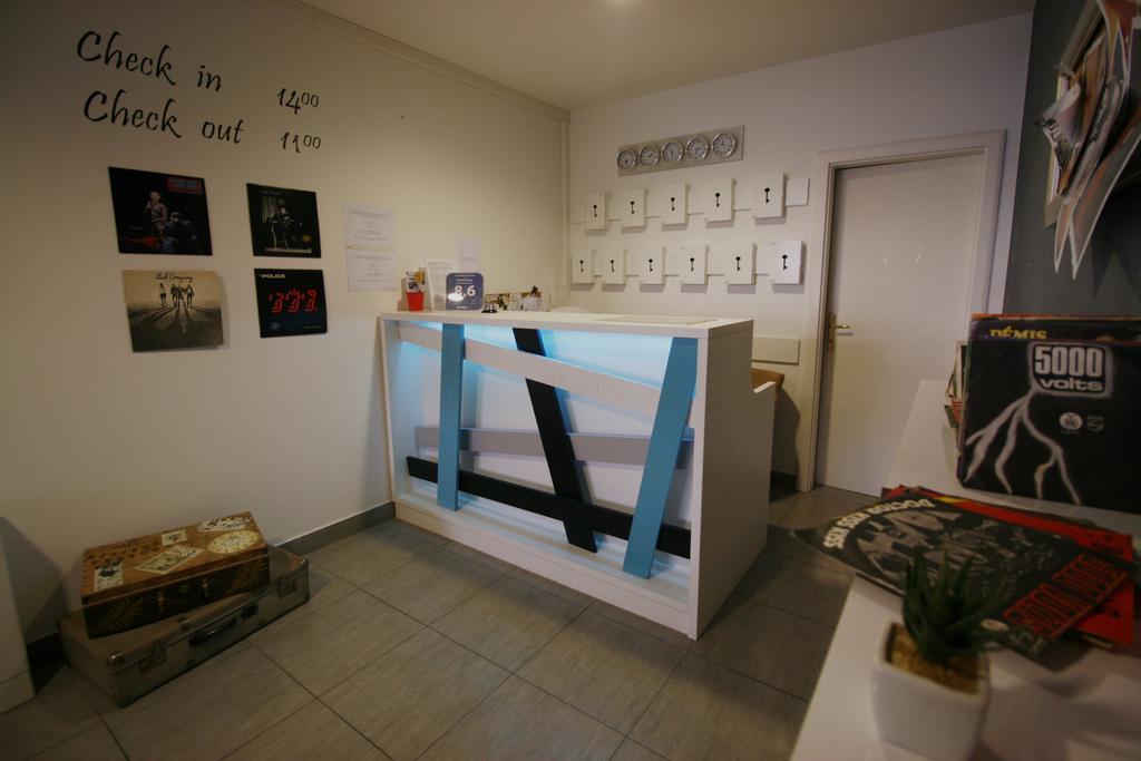 Pozitiv Hostel Zágráb Kültér fotó