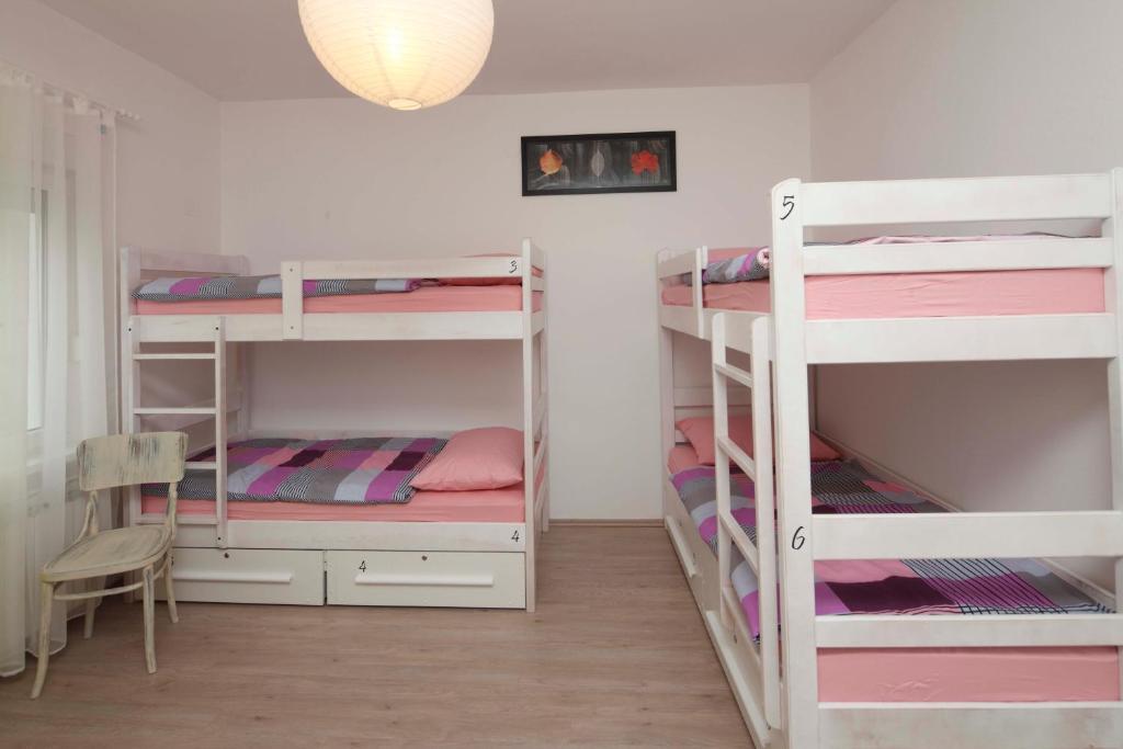 Pozitiv Hostel Zágráb Szoba fotó